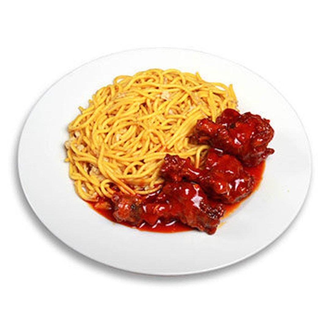 151. Лапша с яйцом и куриными крылышками
