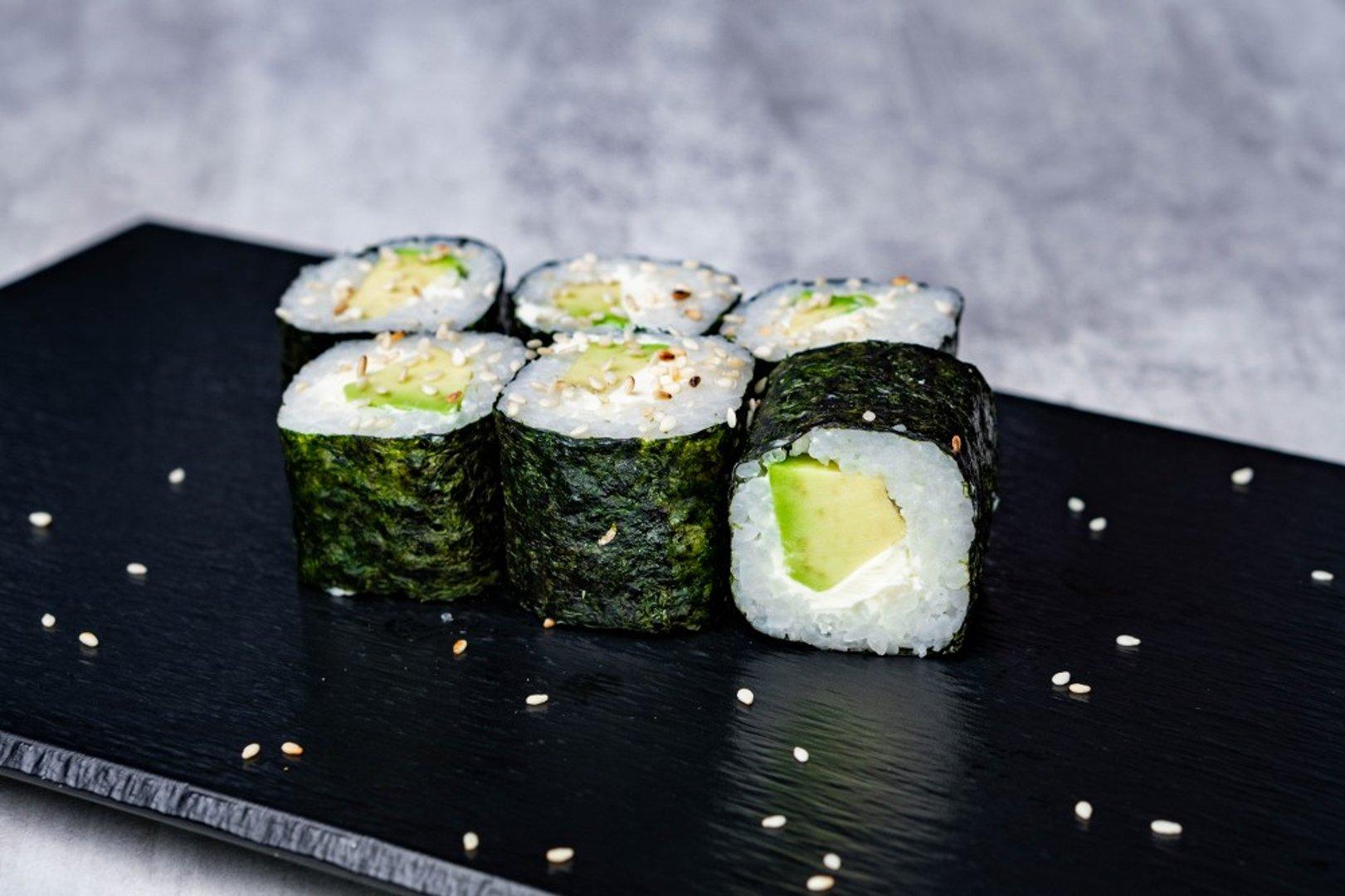 Avokaado-toorjuustu Hosomaki 6tk