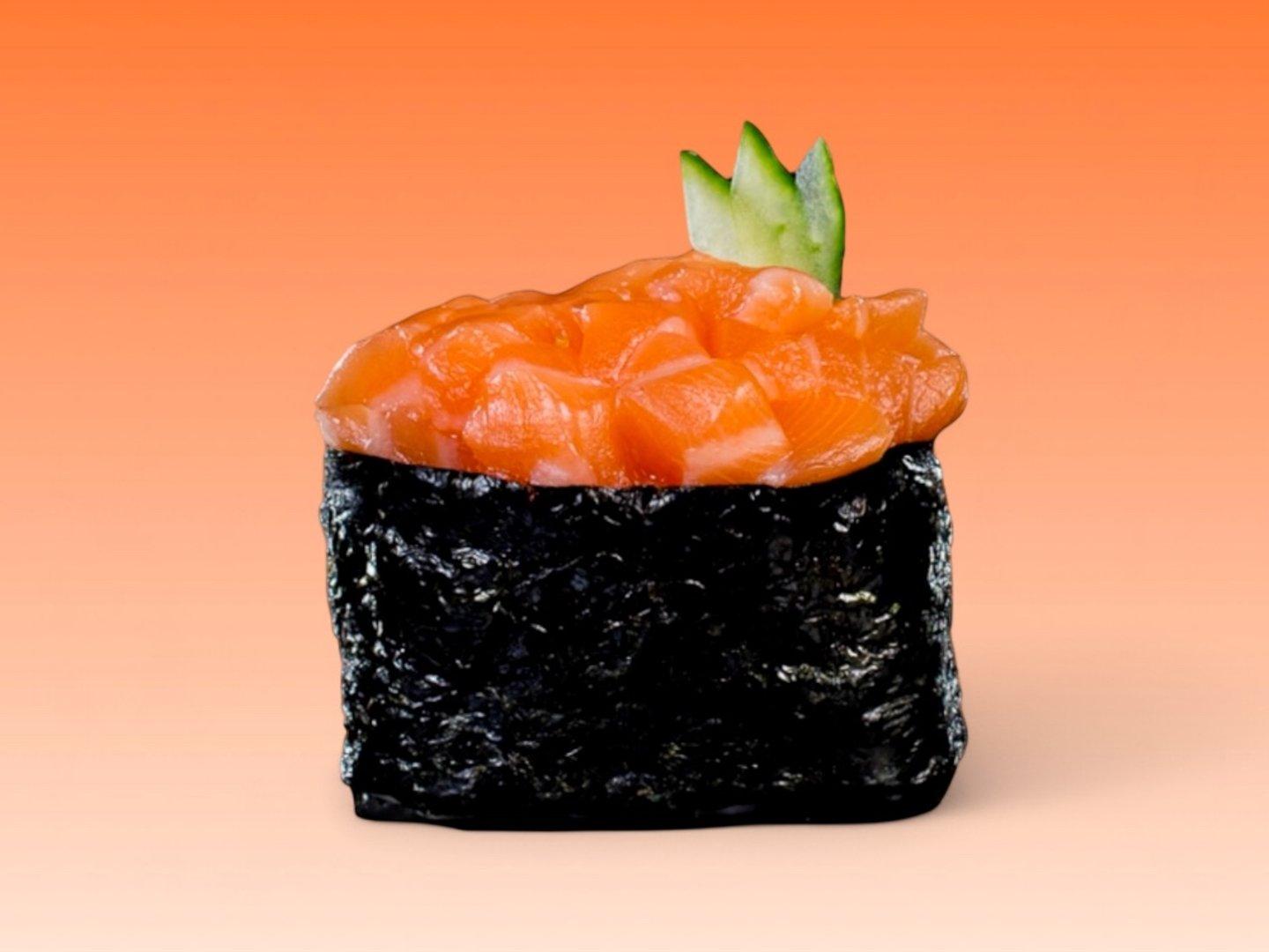 16. Lõhe teravamaitseline gunkan sushi 1 tk