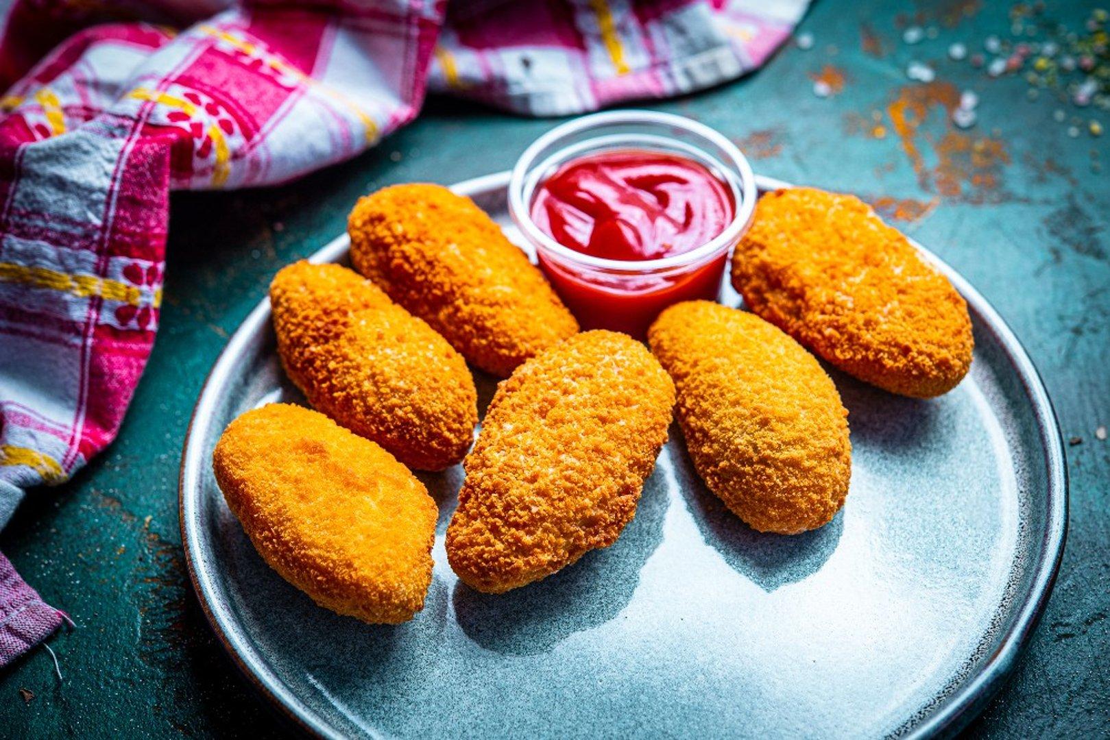 Cheddar Jalapenos 6tk & Kaste.