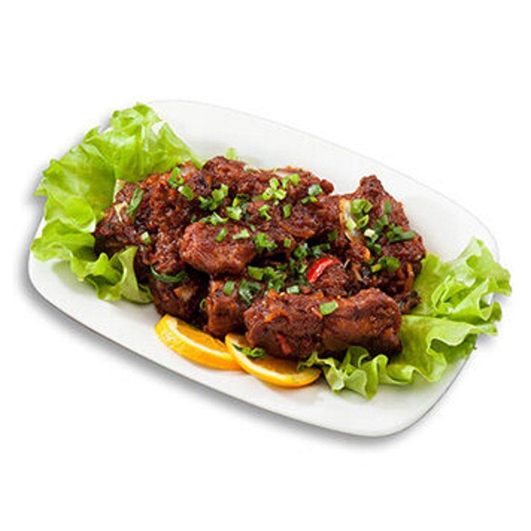 8. Свиные ребрышки с перцем и солью 🌶️