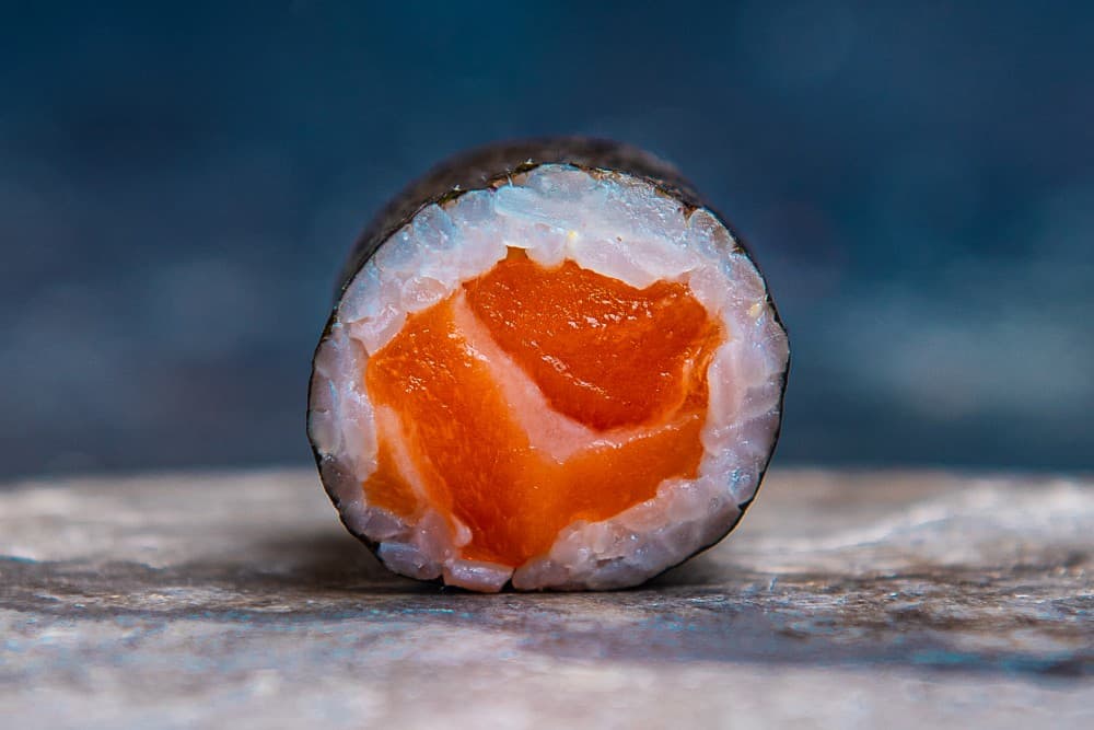 Sake Maki 6 pcs. (spicy)