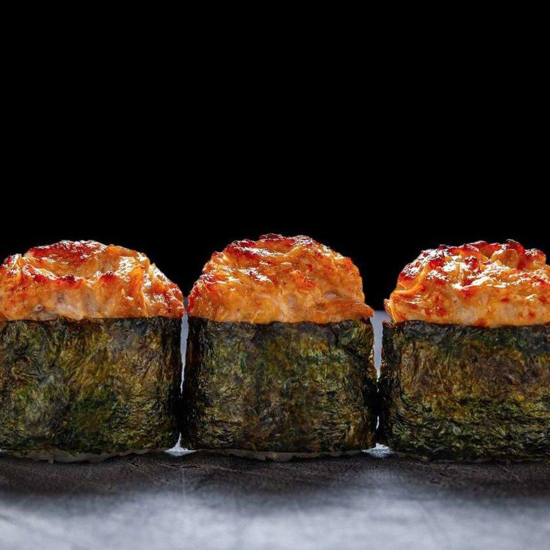 Baked tuuna sushi 3pcs.