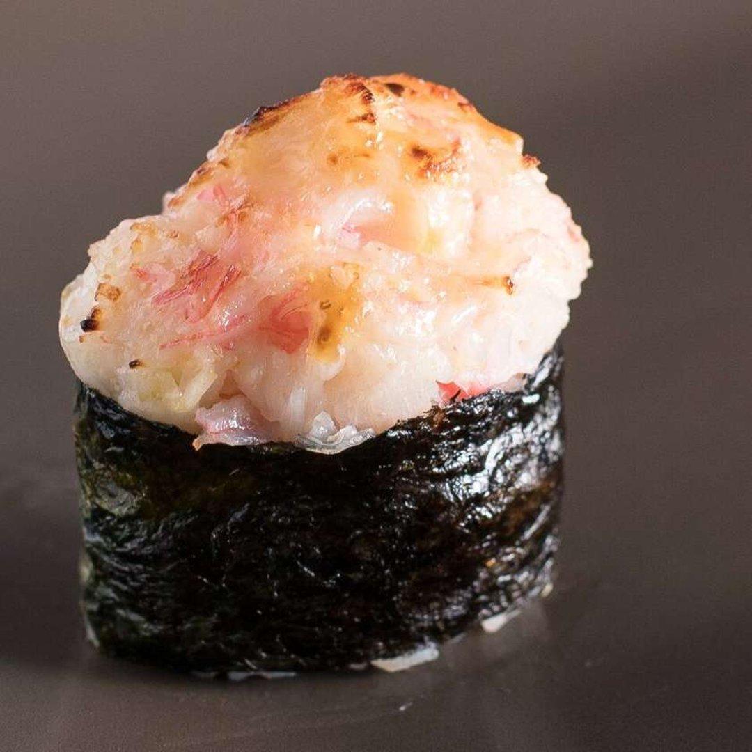 20. Baked snow crab sushi