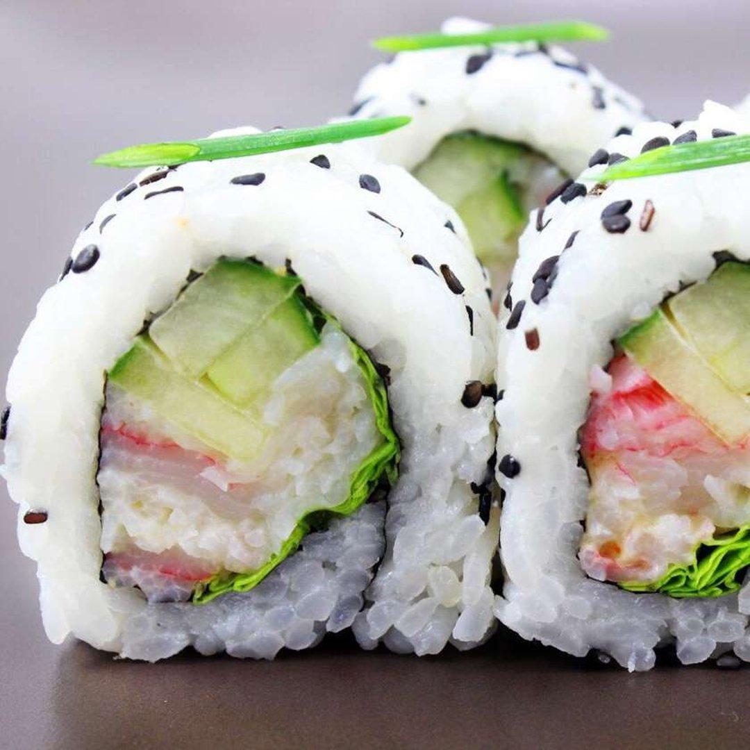 80. Spicy snowcrab maki 8 pcs