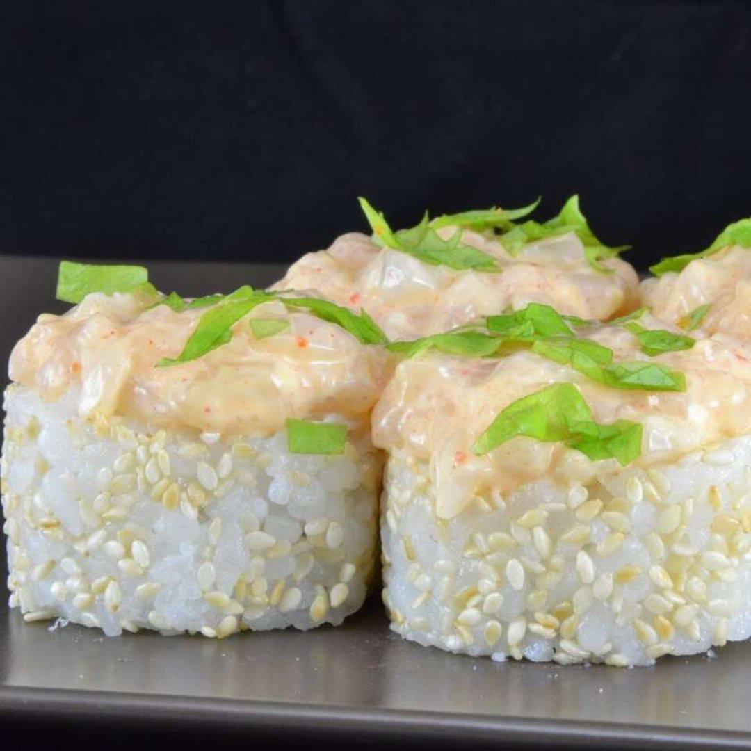91. Spicy shrimp tartar maki 8 pcs