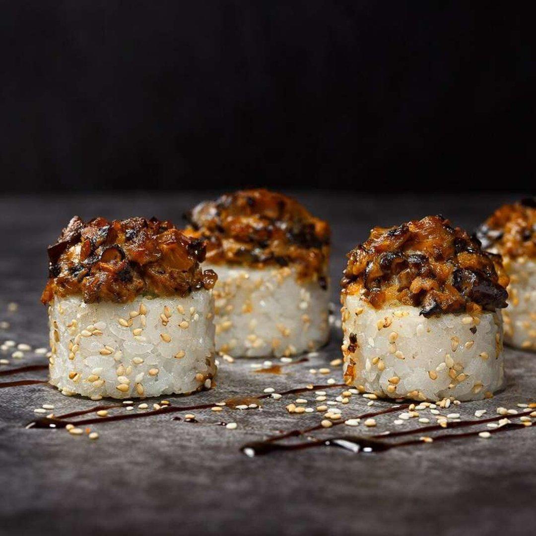 130. Warm Crab&Mushroom maki 8 pcs