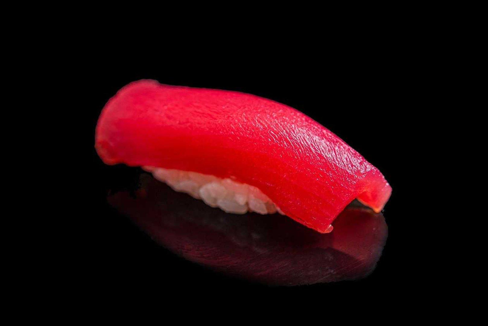 Tuna Nigiri