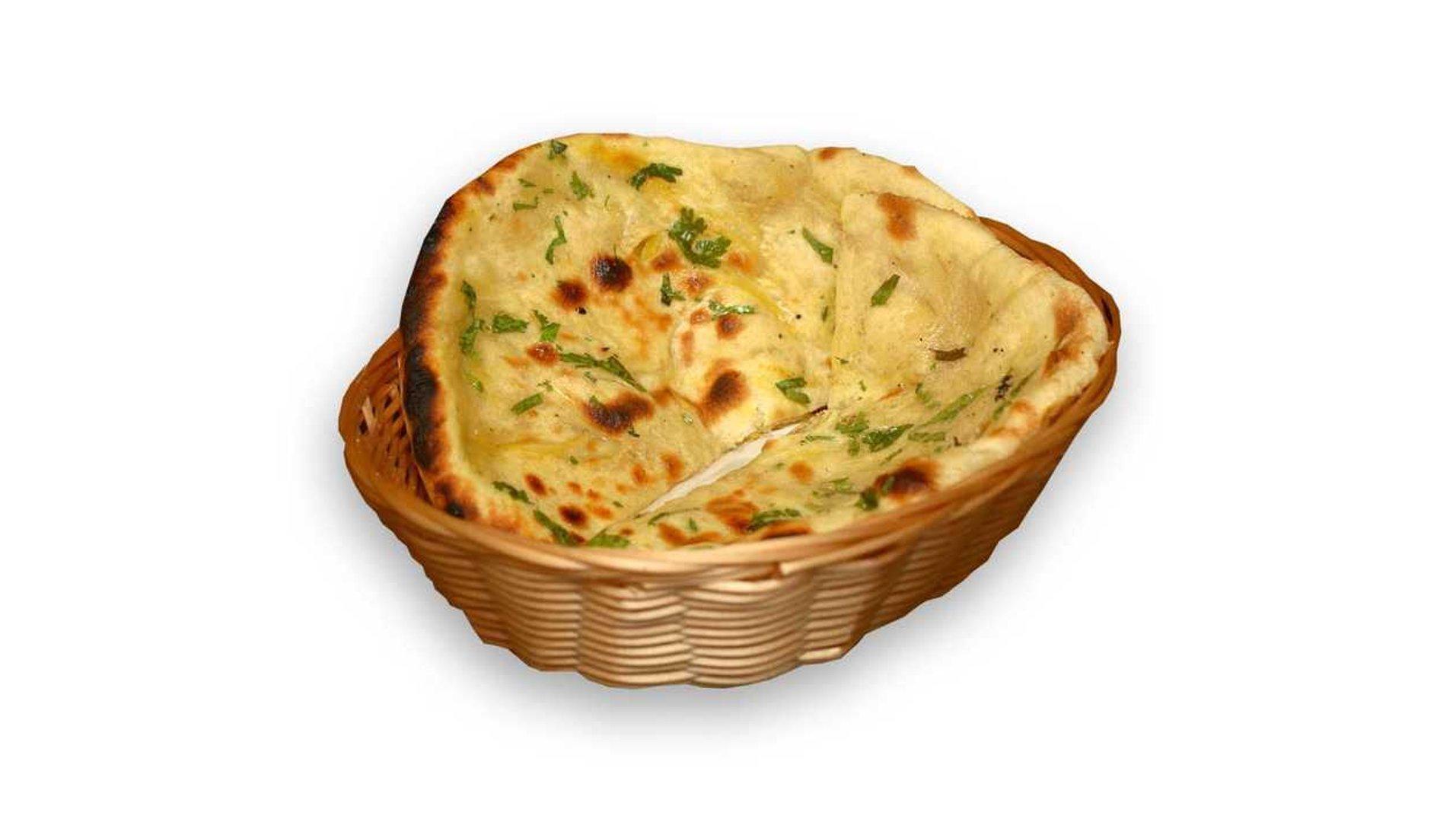 69. Aloo paneer paratha küüslauguga